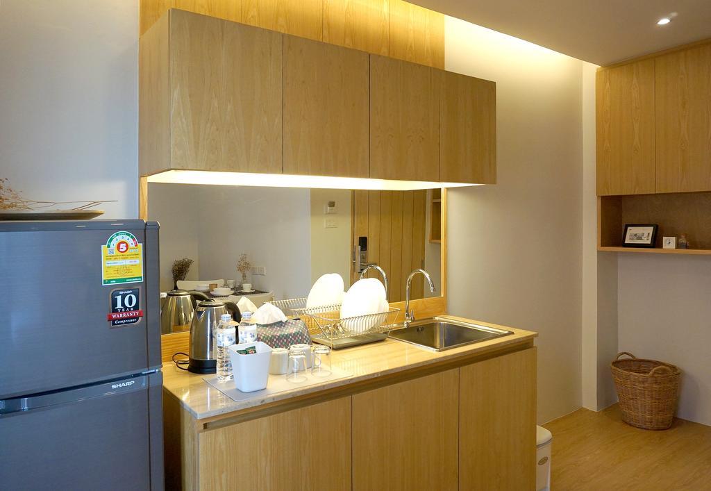 เบนริ ศรีราชา เรสซิเดนซ์ Hotel ภายนอก รูปภาพ