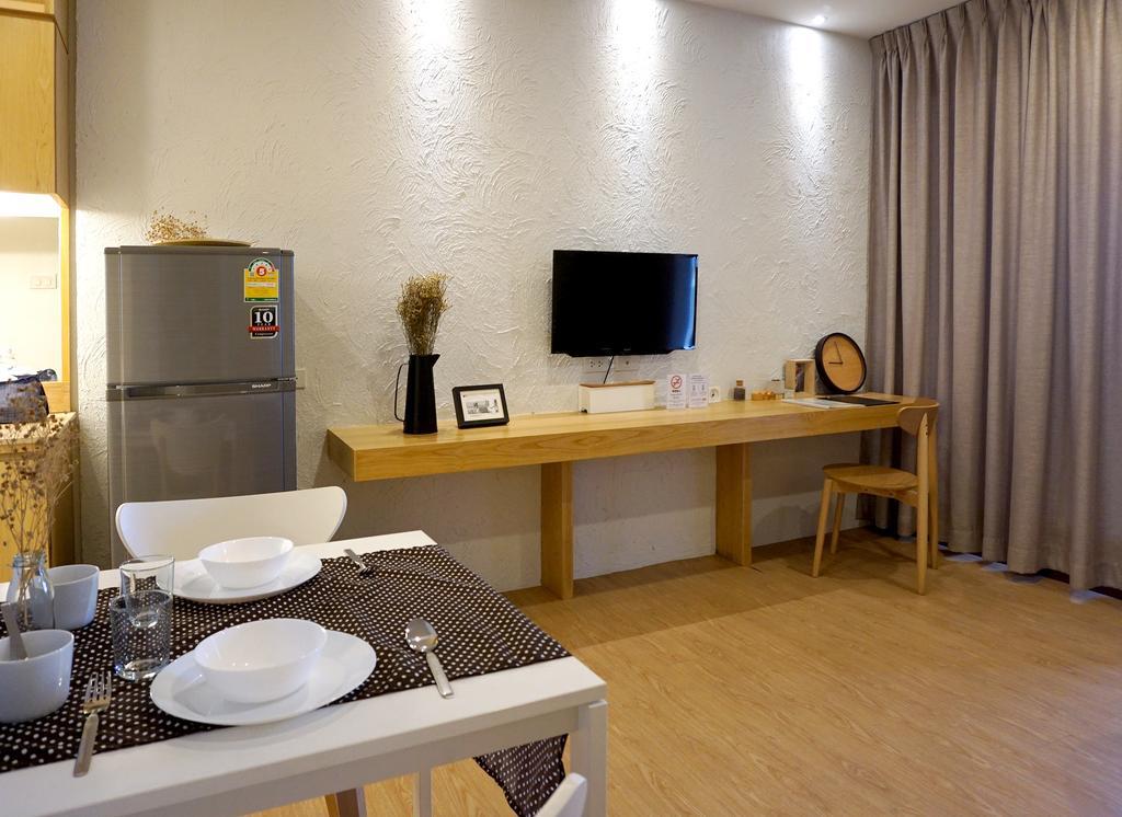 เบนริ ศรีราชา เรสซิเดนซ์ Hotel ภายนอก รูปภาพ