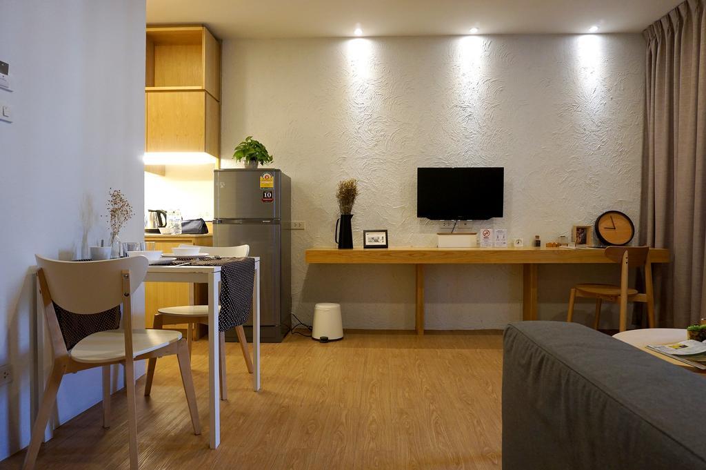 เบนริ ศรีราชา เรสซิเดนซ์ Hotel ภายนอก รูปภาพ